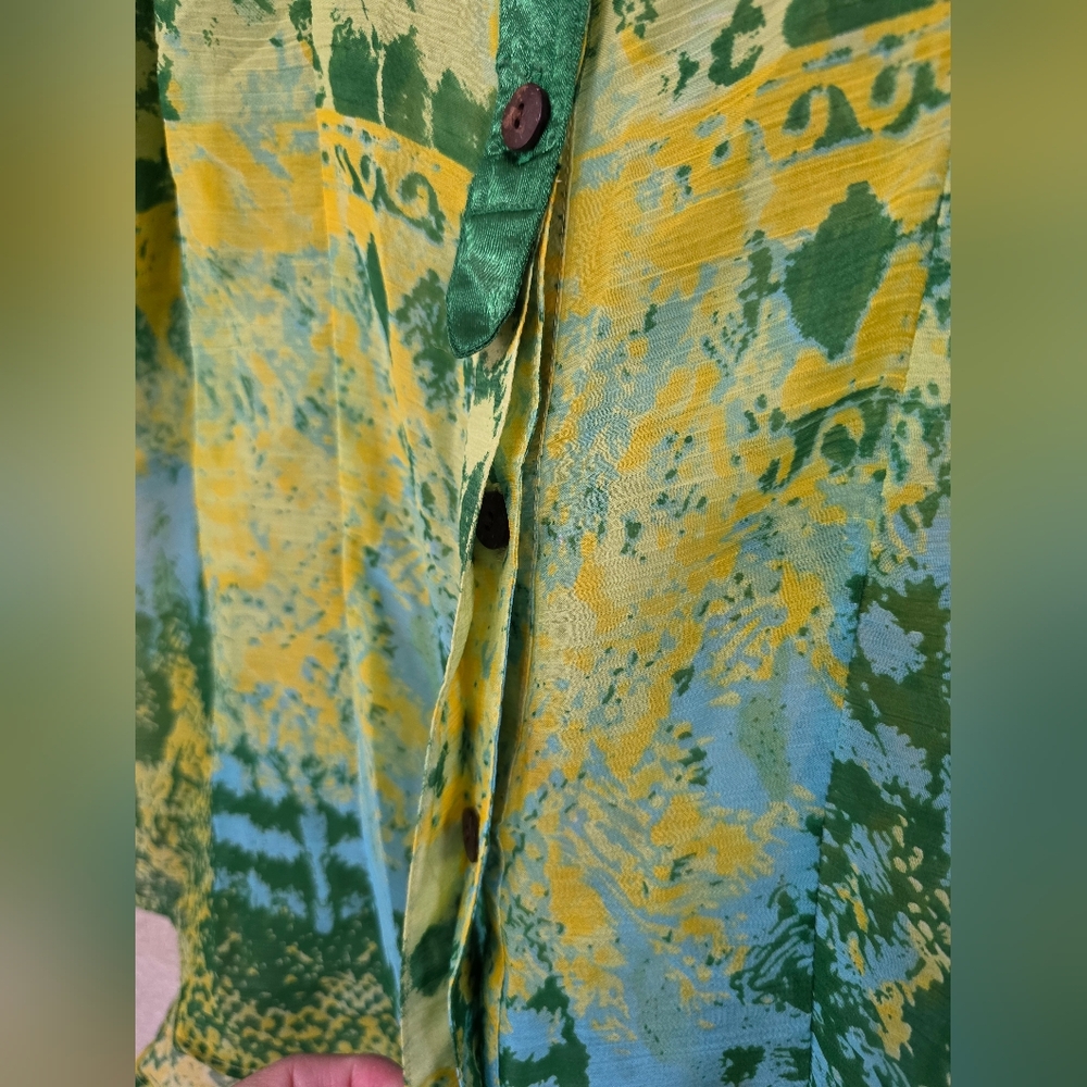 Shoreline Vibrant Green and Yellow Patterned Blouse - Picture 4 of 8